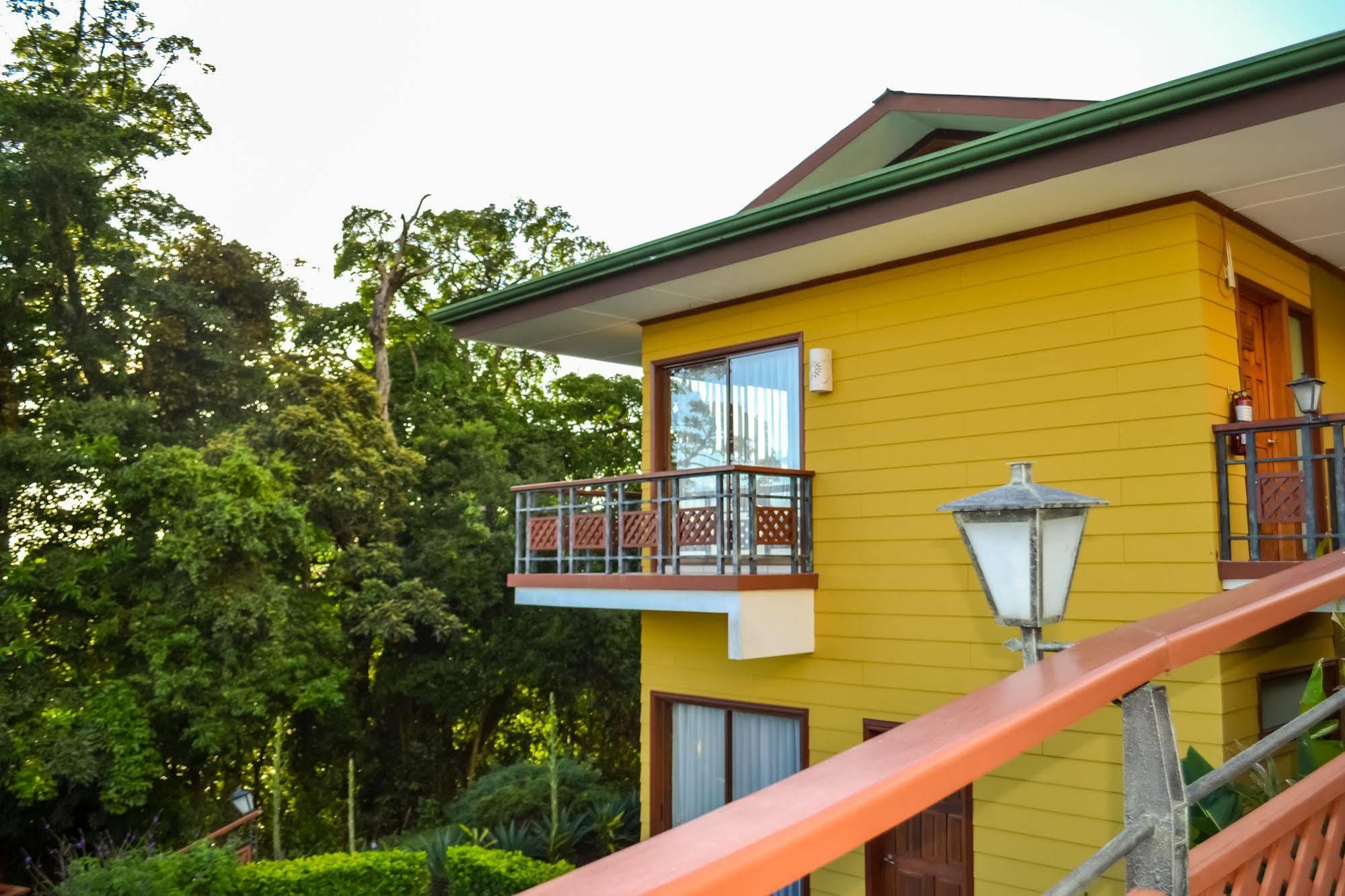 Ficus Lodge Monteverde Exteriör bild